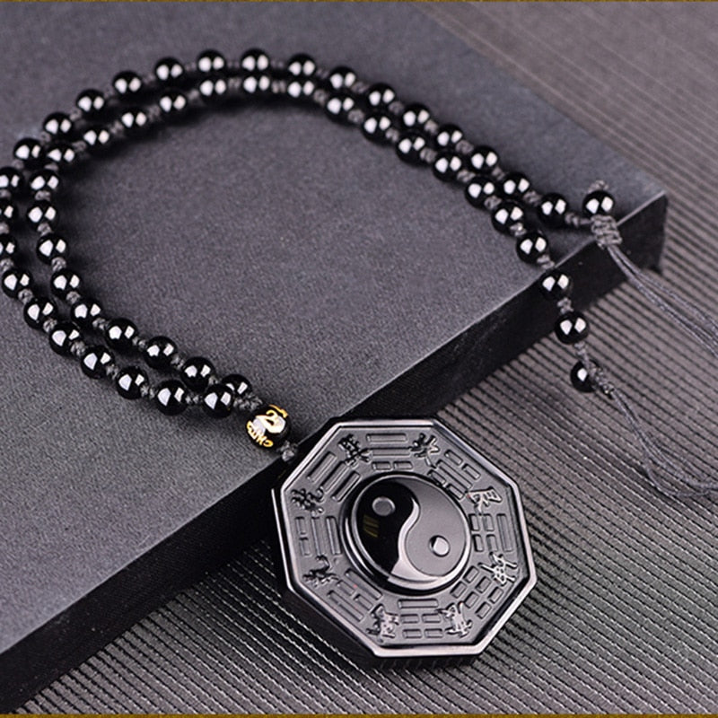 Collier pendentif Yin Yang en obsidienne noire, roche volcanique