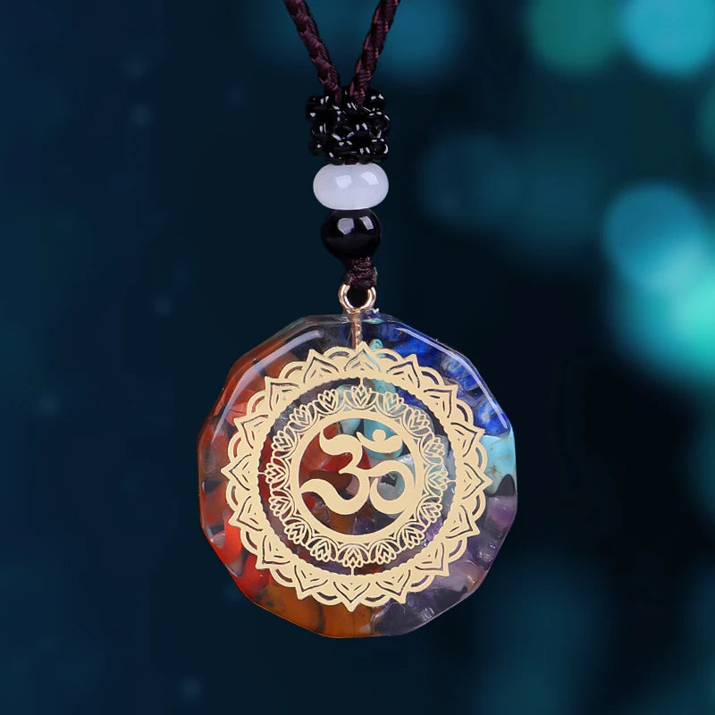 Collier d'énergie pour rééquilibrer les chakras